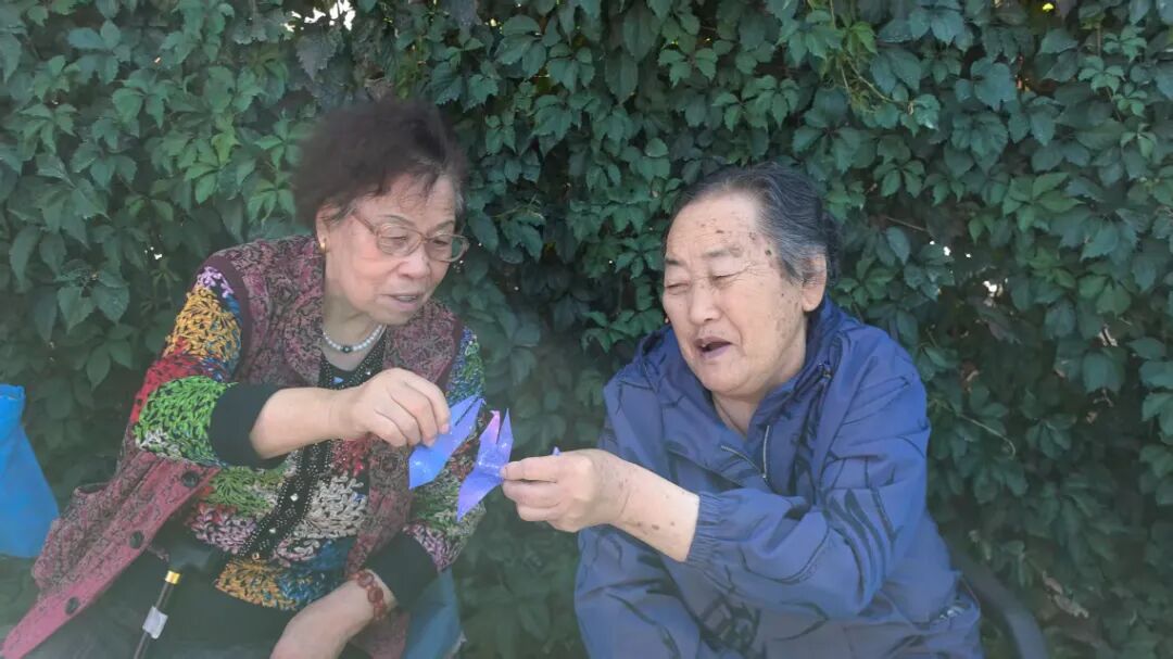 張掖市慈善協(xié)會志愿者開展“我們的浪漫相約”七夕節(jié)主題活動